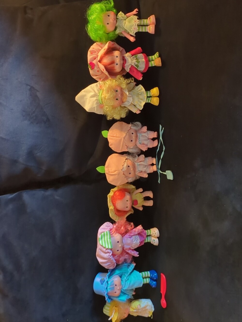 Huge Lot Of 9 Vintage Strawberry Shortcake Dolls